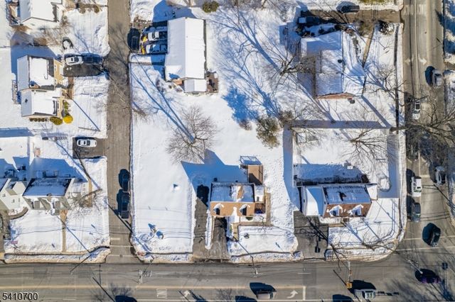 492 Eagle Rock Ave, Roseland Boro, NJ 07068