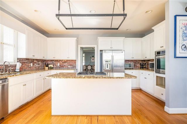 4530 Derby Lane SE, Smyrna, GA 30082