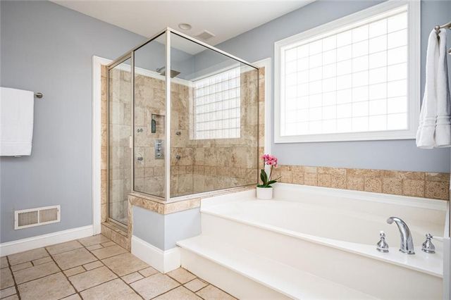 4530 Derby Lane SE, Smyrna, GA 30082