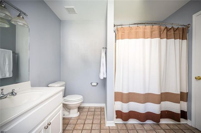 4530 Derby Lane SE, Smyrna, GA 30082