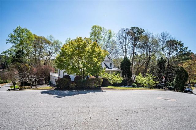 4530 Derby Lane SE, Smyrna, GA 30082