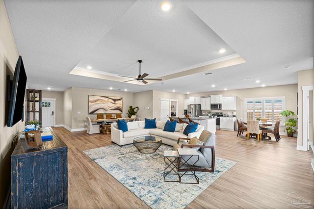 1328 Sea Grove Ct, Gulf Breeze, FL 32563