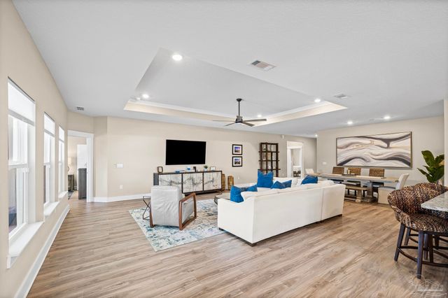 1328 Sea Grove Ct, Gulf Breeze, FL 32563