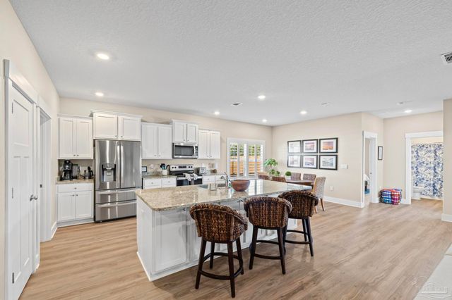 1328 Sea Grove Ct, Gulf Breeze, FL 32563