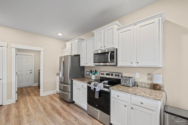 1328 Sea Grove Ct, Gulf Breeze, FL 32563