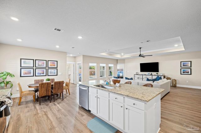 1328 Sea Grove Ct, Gulf Breeze, FL 32563