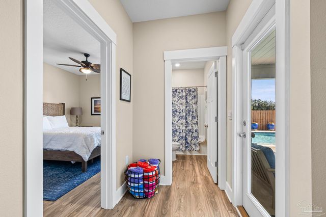 1328 Sea Grove Ct, Gulf Breeze, FL 32563