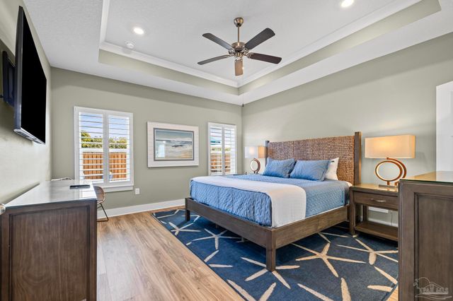 1328 Sea Grove Ct, Gulf Breeze, FL 32563