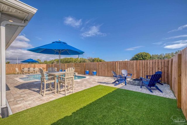 1328 Sea Grove Ct, Gulf Breeze, FL 32563