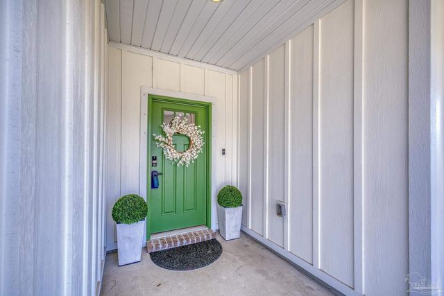 1328 Sea Grove Ct, Gulf Breeze, FL 32563