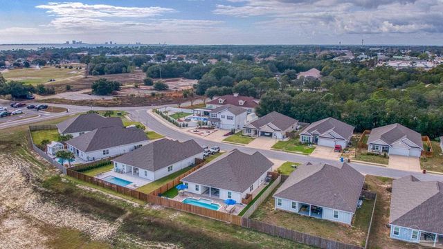 1328 Sea Grove Ct, Gulf Breeze, FL 32563