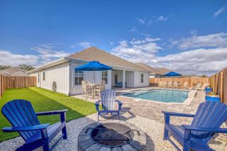 1328 Sea Grove Ct, Gulf Breeze, FL 32563