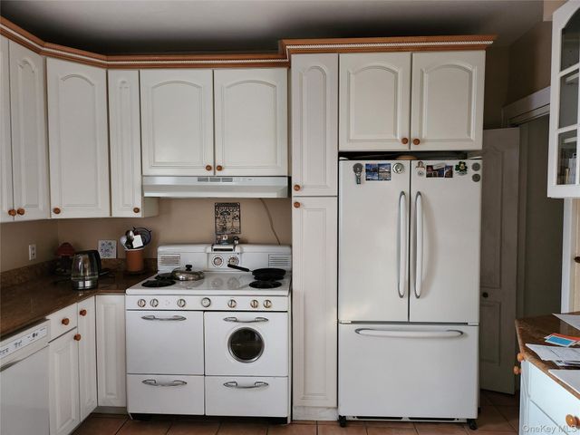 30-34 85th Street, East Elmhurst, NY 11370