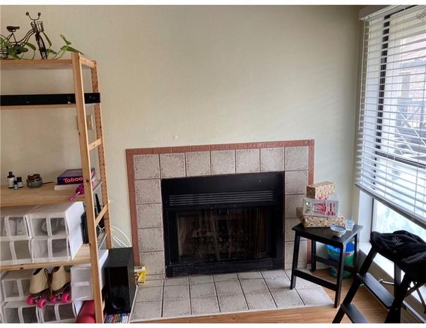 806 W 24th ST 324, Austin, TX 78705