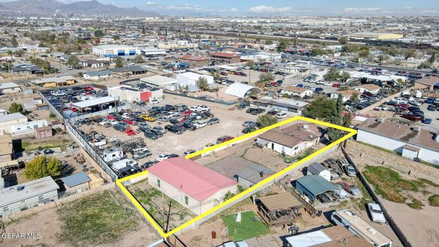 148 CHAMPIE Lane, El Paso, TX 79915