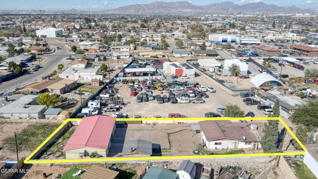 148 CHAMPIE Lane, El Paso, TX 79915