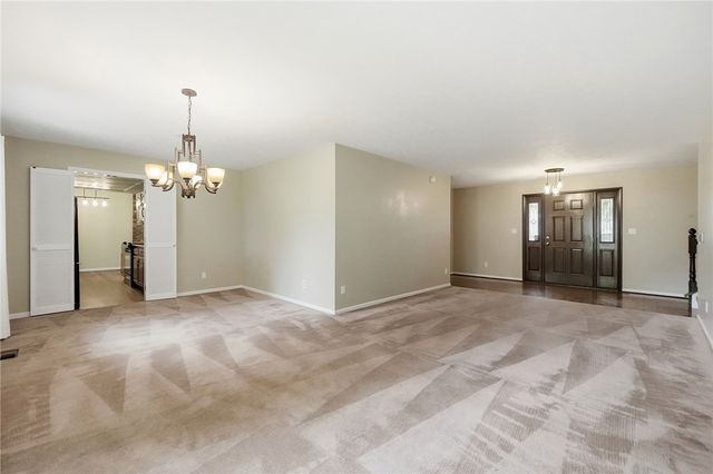 7611 Pelway Drive, Centerville, OH 45459
