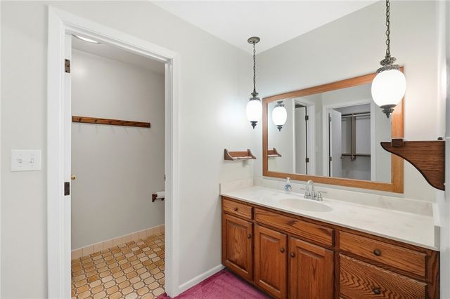 7611 Pelway Drive, Centerville, OH 45459