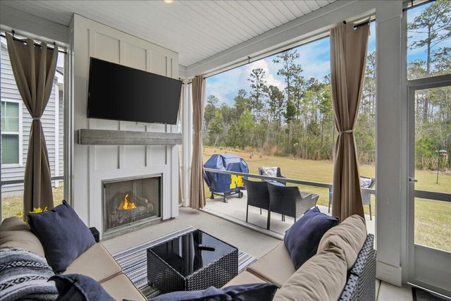 144 Summerwind Drive, Summerville, SC 29486