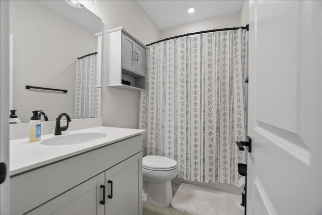 144 Summerwind Drive, Summerville, SC 29486