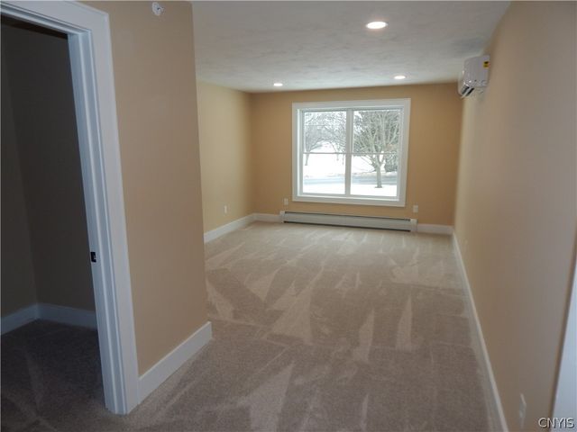 302 Bunker Hill, Syracuse, NY 13207