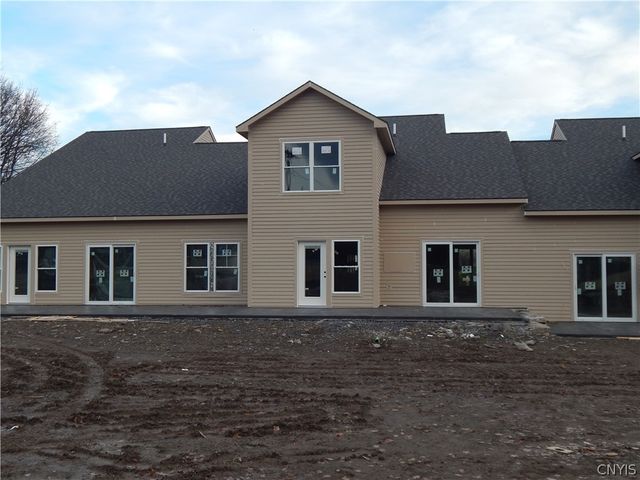 302 Bunker Hill, Syracuse, NY 13207