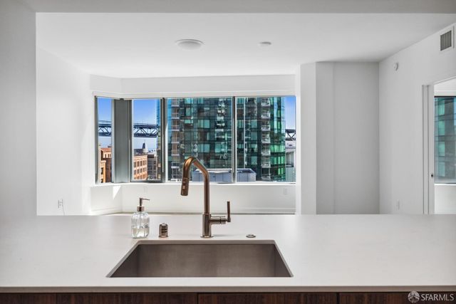 280 Spear Street 10D, San Francisco, CA 94105