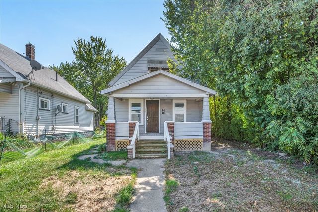 937 W 13th Street, Lorain, OH 44052