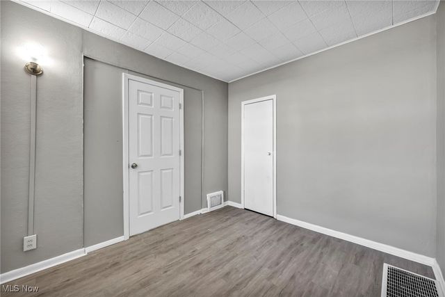 937 W 13th Street, Lorain, OH 44052