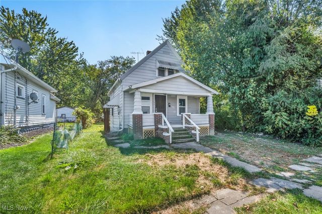 937 W 13th Street, Lorain, OH 44052