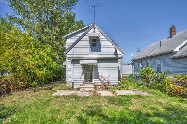 937 W 13th Street, Lorain, OH 44052