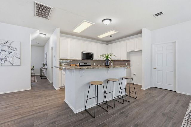 10504 Beard Ave, Austin, TX 78748