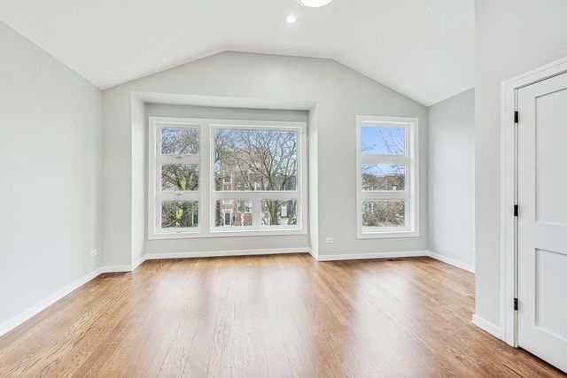 6626 S Ingleside Avenue, Chicago, IL 60637