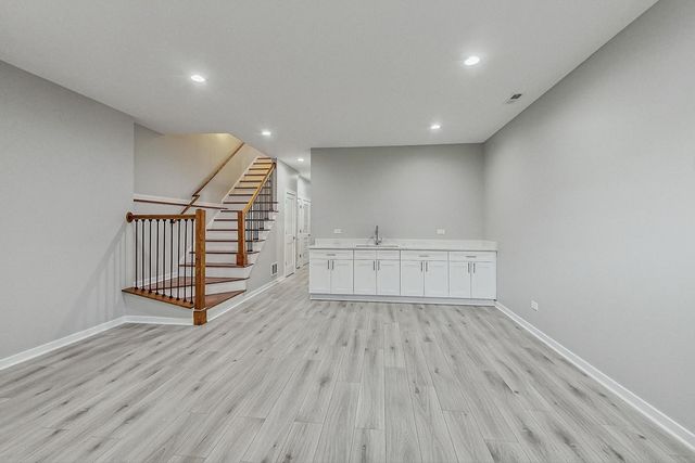 6626 S Ingleside Avenue, Chicago, IL 60637
