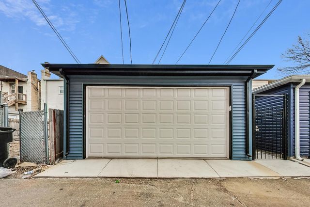 6626 S Ingleside Avenue, Chicago, IL 60637