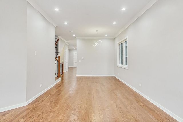 6626 S Ingleside Avenue, Chicago, IL 60637