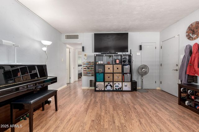 3528 E SHERIDAN Street, Phoenix, AZ 85008