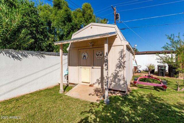 3528 E SHERIDAN Street, Phoenix, AZ 85008