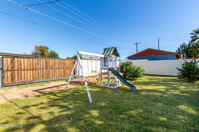 3528 E SHERIDAN Street, Phoenix, AZ 85008