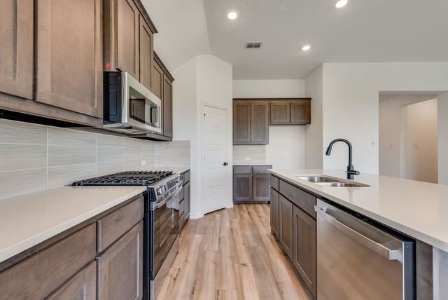 7549 Lavender Lane, Ponder, TX 76259