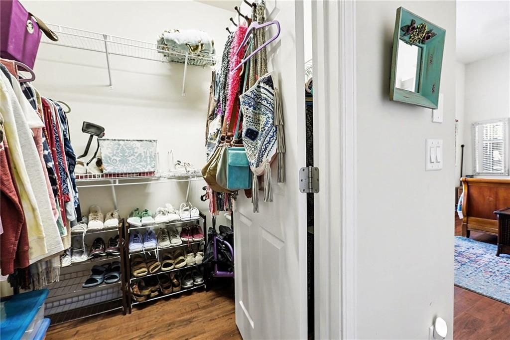 Image 28 of property listing at 5135 Hidden Meadow Drive, Cumming, GA 30040