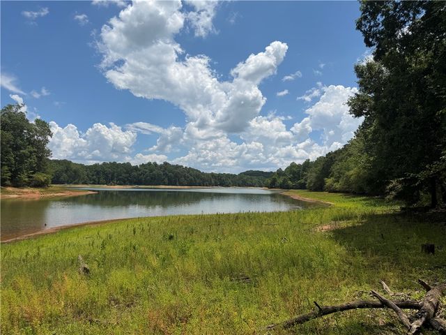 1038 W Trailwinds Loop, Westminster, SC 29693
