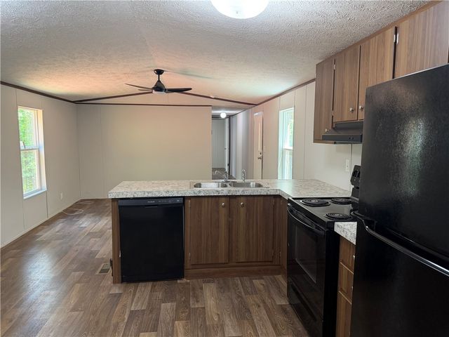 1038 W Trailwinds Loop, Westminster, SC 29693