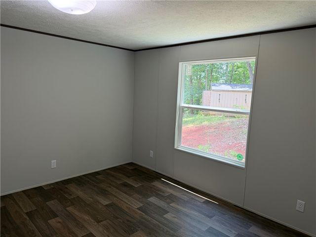 1038 W Trailwinds Loop, Westminster, SC 29693