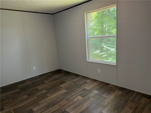 1038 W Trailwinds Loop, Westminster, SC 29693