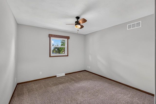 6229 Harvest Lane, Deforest, WI 53532