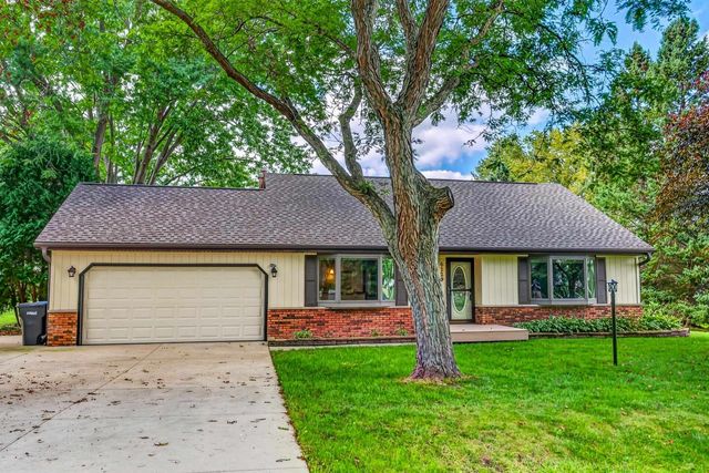 6229 Harvest Lane, Deforest, WI 53532