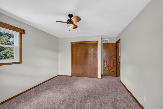 6229 Harvest Lane, Deforest, WI 53532
