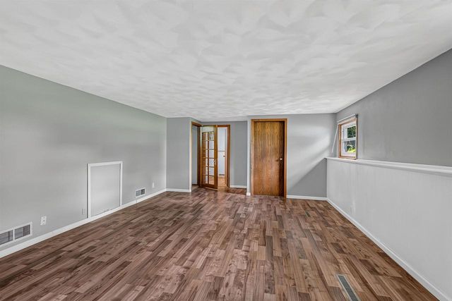 6229 Harvest Lane, Deforest, WI 53532