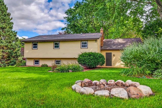 6229 Harvest Lane, Deforest, WI 53532